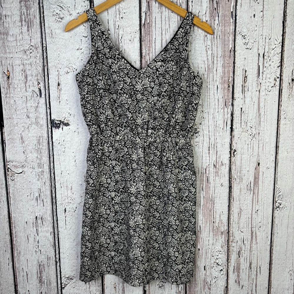 LOFT Petites Size 4P Sleeveless Black‎ Cream Floral Mini Blouson Dress V-Neck